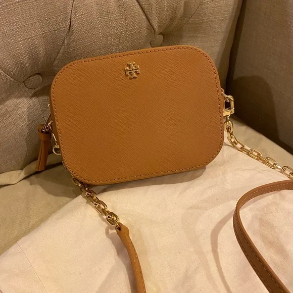 💕SOLD💕Tory Burch crossbody bag - Picture 3 of 6